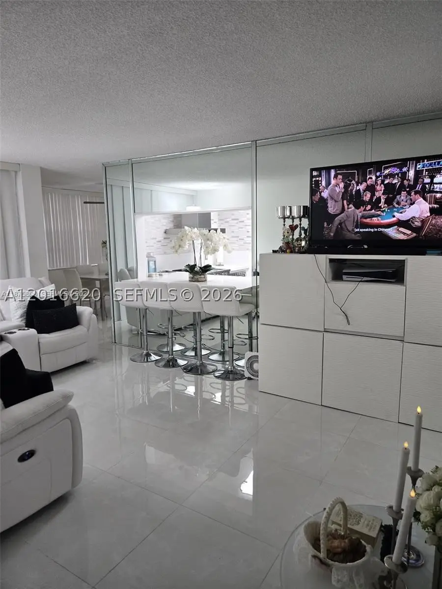 9410 Live Oak #103, Davie, FL 33324 - #1