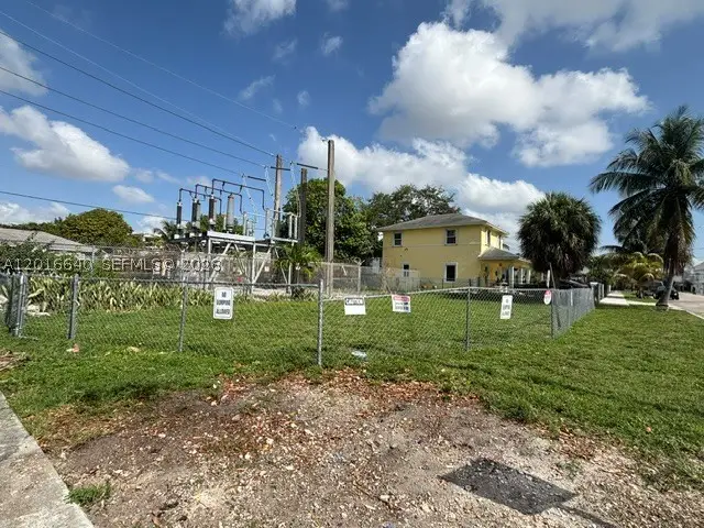 193 NW 16th, Miami, FL 33136 - #3