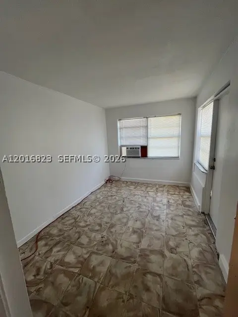 901 SW 4th, Hallandale, FL 33009 - #2
