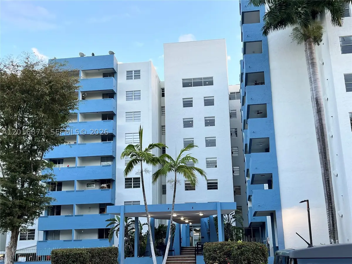5050 NW 7th #220, Miami, FL 33126 - #1