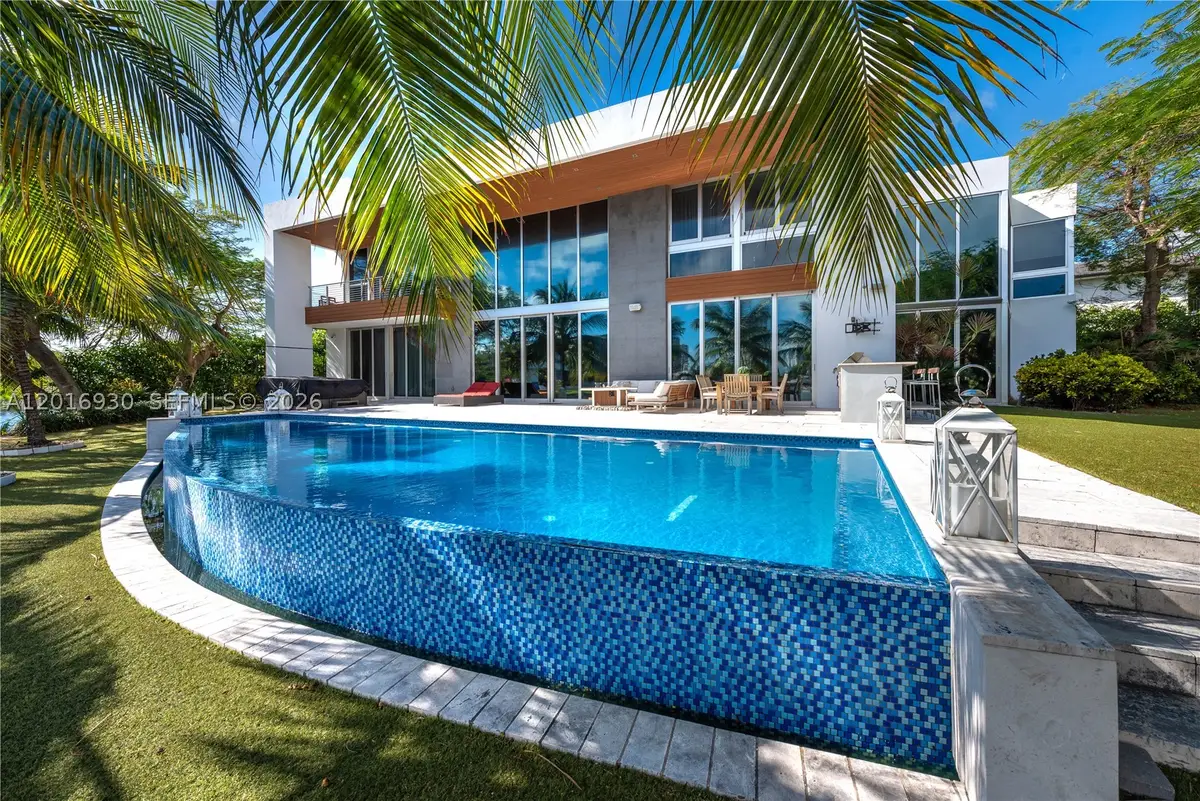 400 Tamarind, Hallandale, FL 33009 - #1