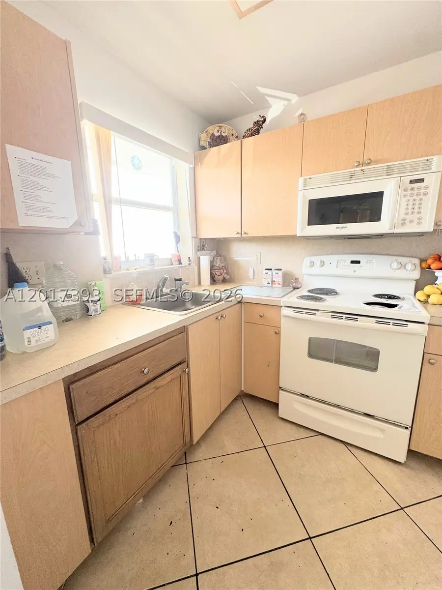 8130 Sunrise Lakes #202, Sunrise, FL 33322 - #3