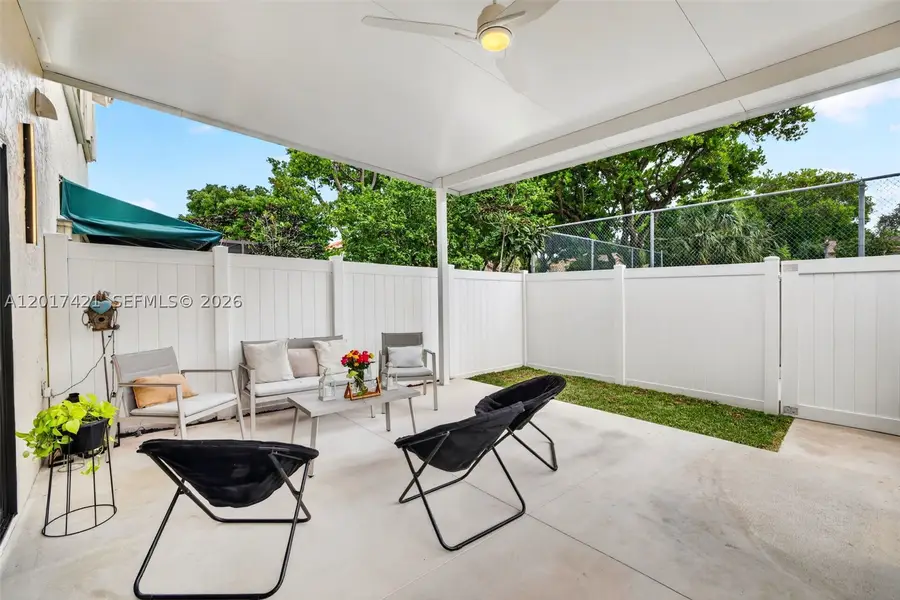 3848 Atlanta, Hollywood, FL 33021 - #3