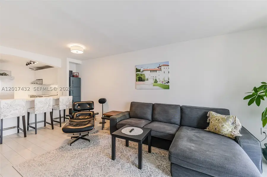 1331 Lincoln #704, Miami Beach, FL 33139 - #3