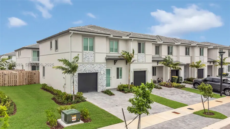 725 SE 14th, Homestead, FL 33034 - #2