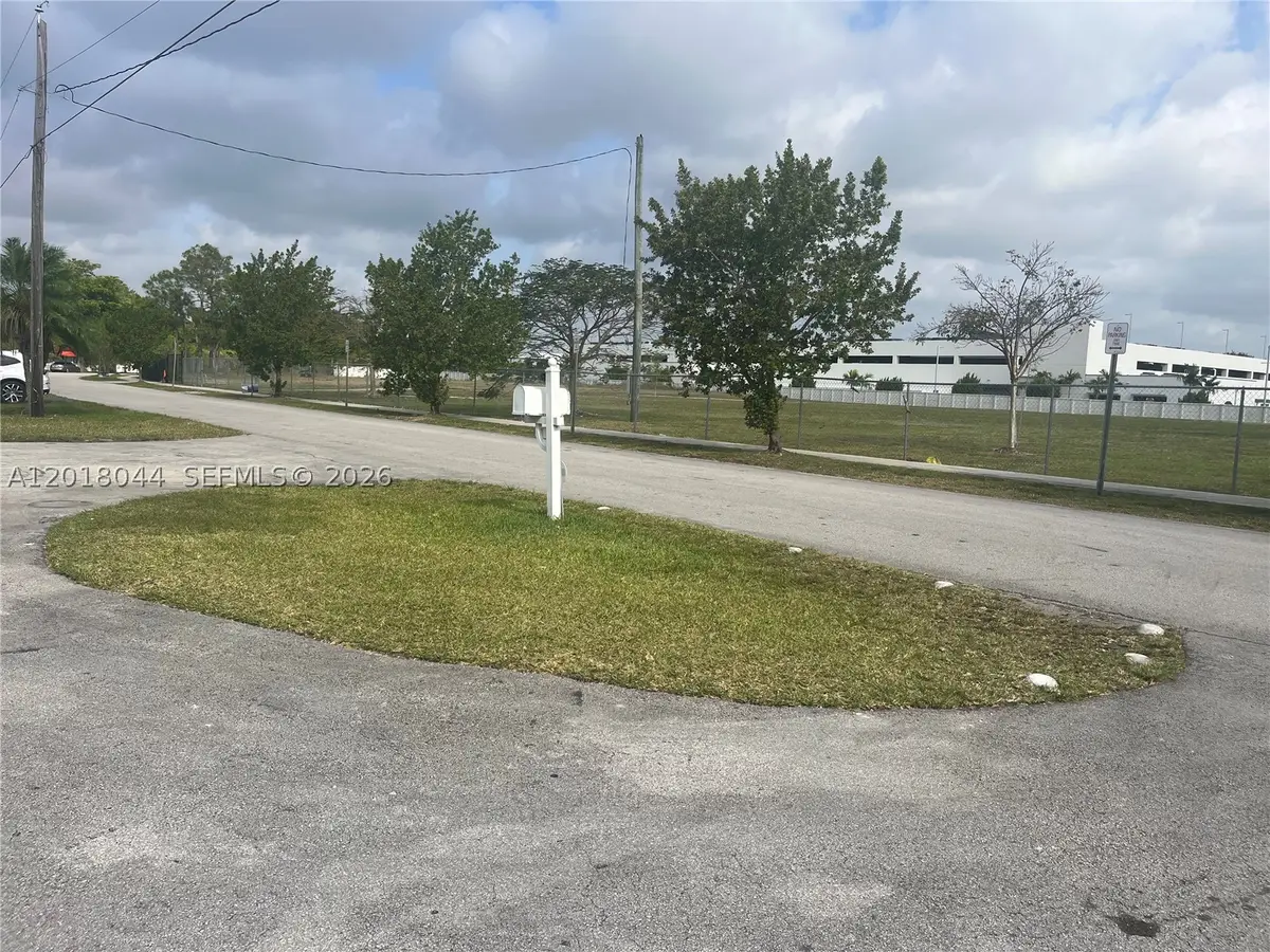 9260 SW 164th, Palmetto Bay, FL 33157 - #1