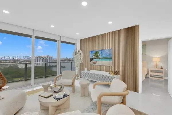 16385 Biscayne #2101, North Miami Beach, FL 33160