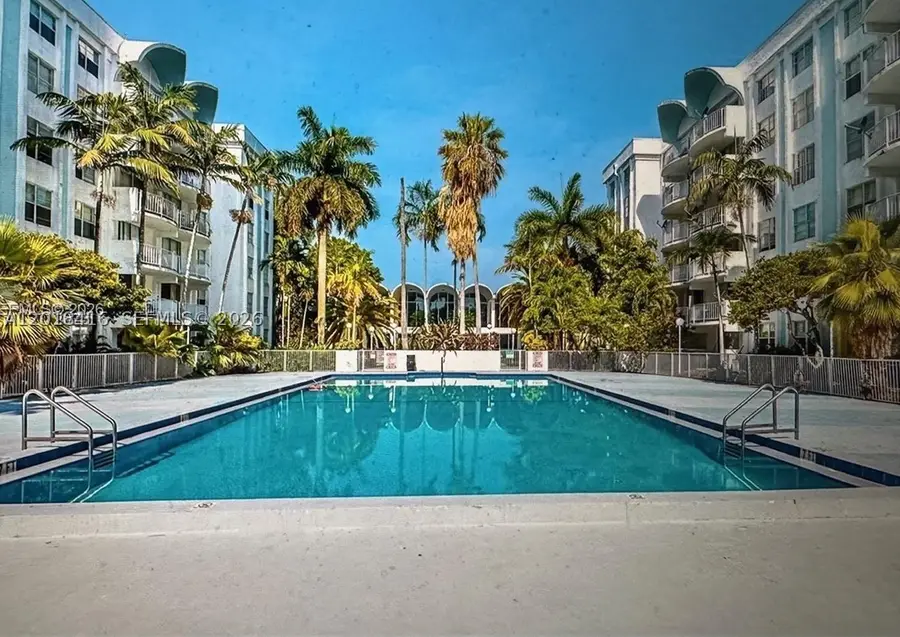 496 NW 165th St #D-410, Miami, FL 33169 - #3