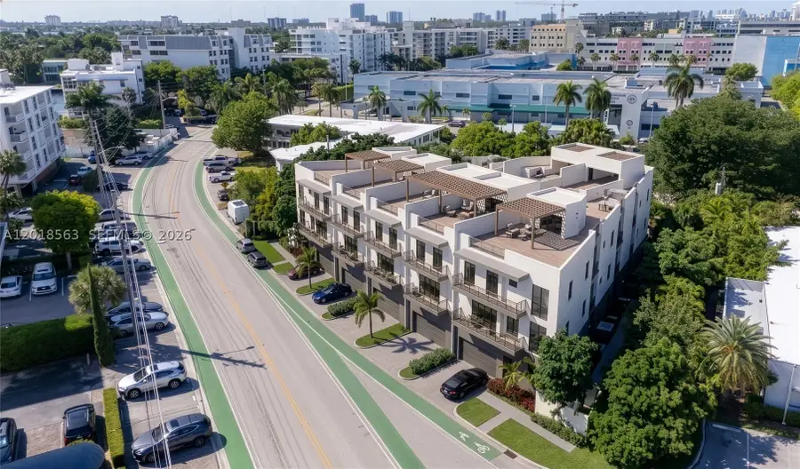 9201 W Bay Harbor, Bay Harbor Islands, FL 33154 - #2