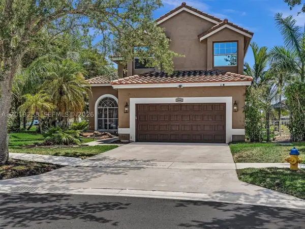 18442 NW 12th, Pembroke Pines, FL 33029