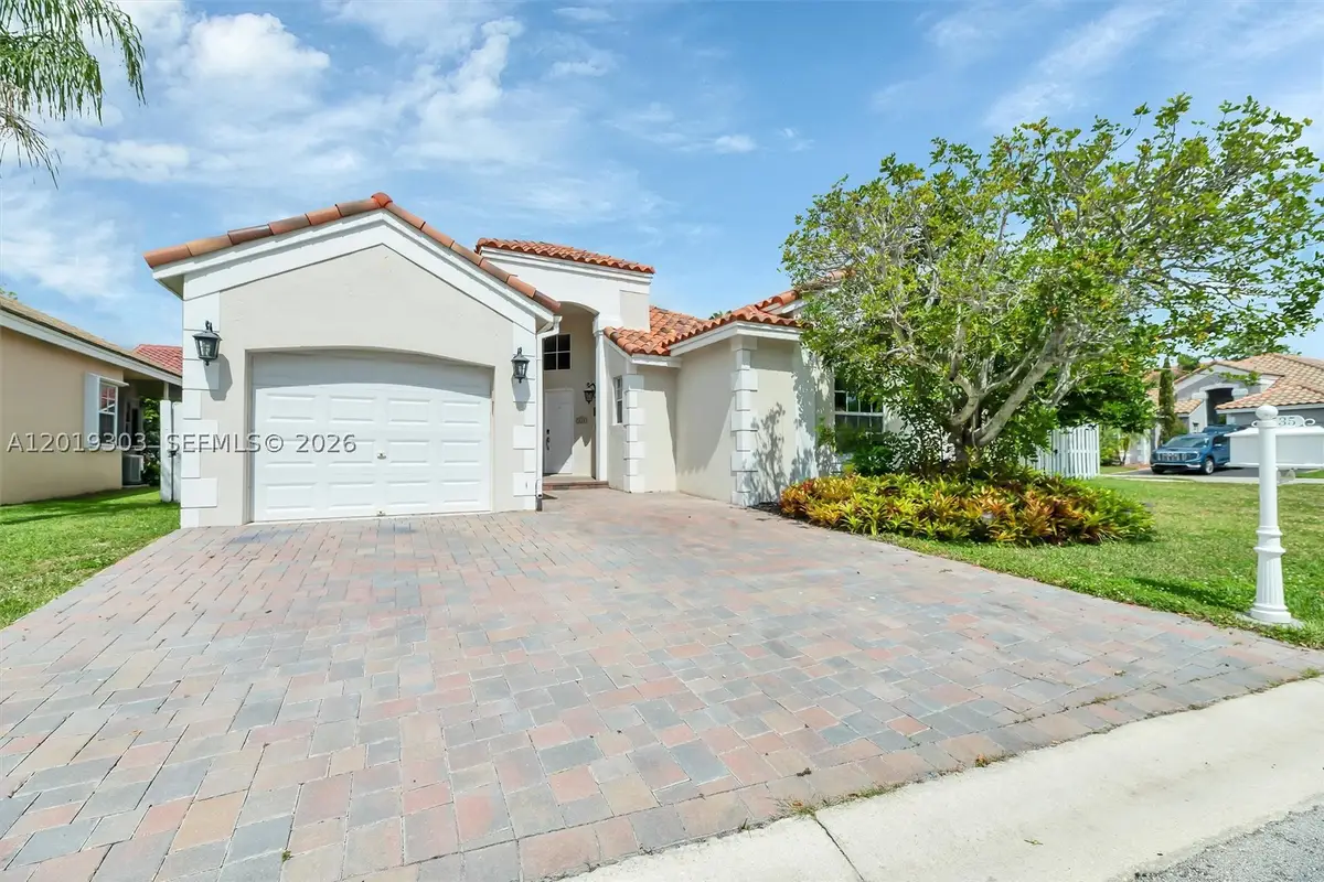 535 Somerset, Weston, FL 33326 - #1
