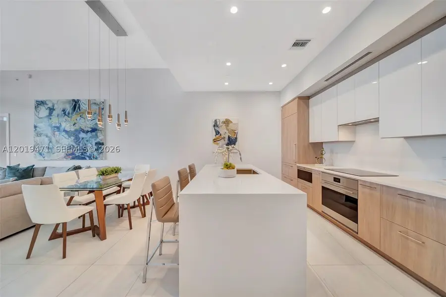 153 N Seabreeze #403, Fort Lauderdale, FL 33304 - #3