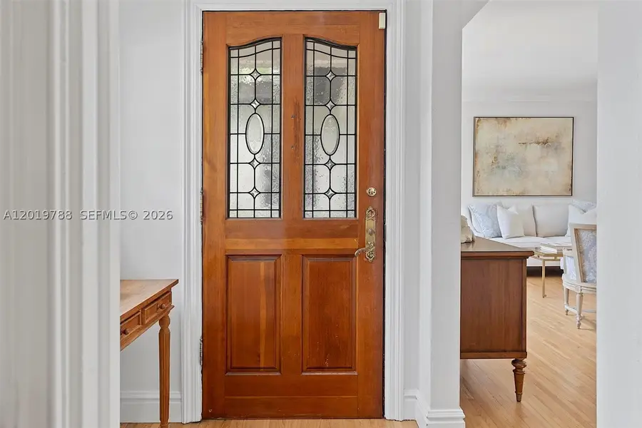 1540 Urbino, Coral Gables, FL 33146 - #2