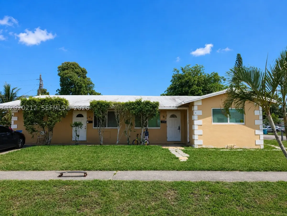 1621 NW 52nd, Lauderhill, FL 33313 - #1