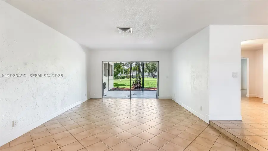 500 NW 96th, Pembroke Pines, FL 33024 - #2