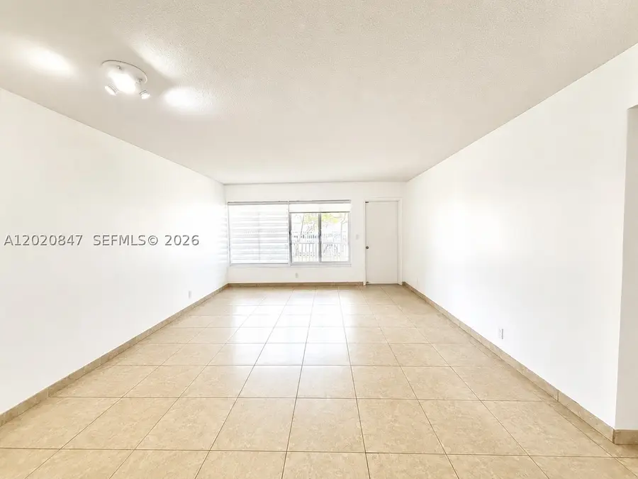 1460 NE 169th #108, North Miami Beach, FL 33162 - #3