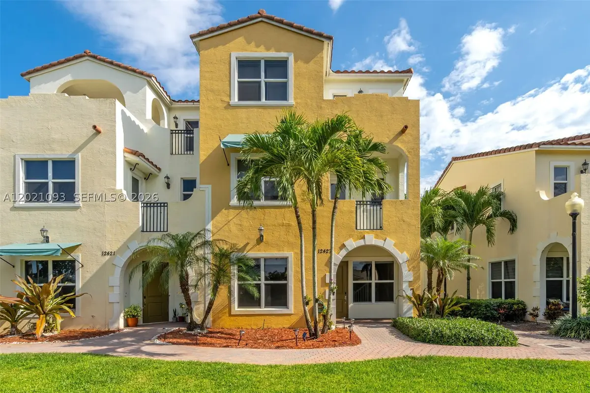 12427 NW 18th, Pembroke Pines, FL 33028 - #1