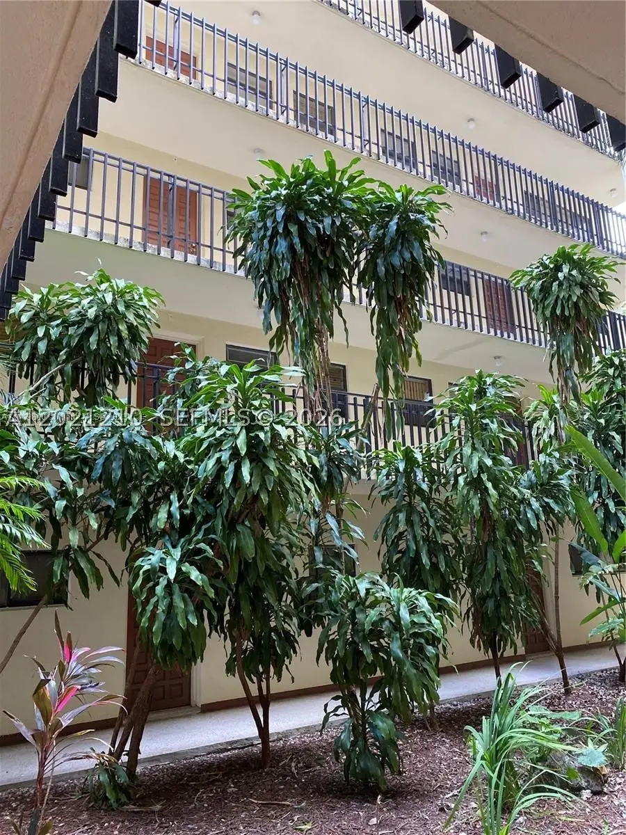 650 NE 149th #407A, Miami, FL 33161 - #2