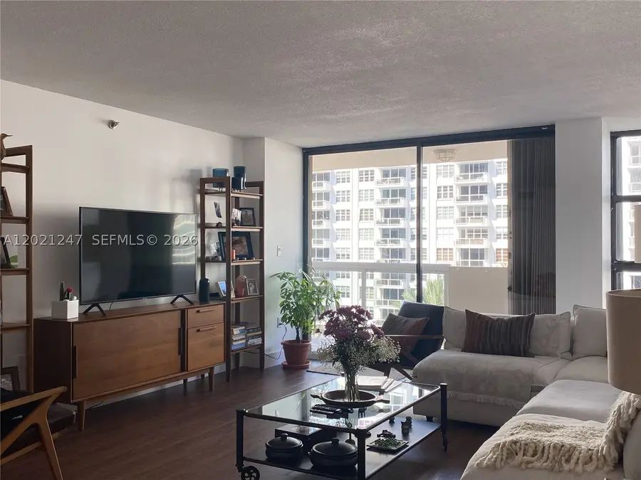 5757 Collins #703, Miami Beach, FL 33140 - #3