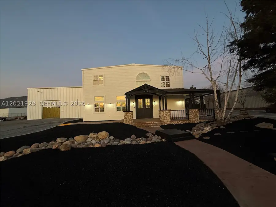 428 N Curry, Tehachapi, CA 93561 - #3