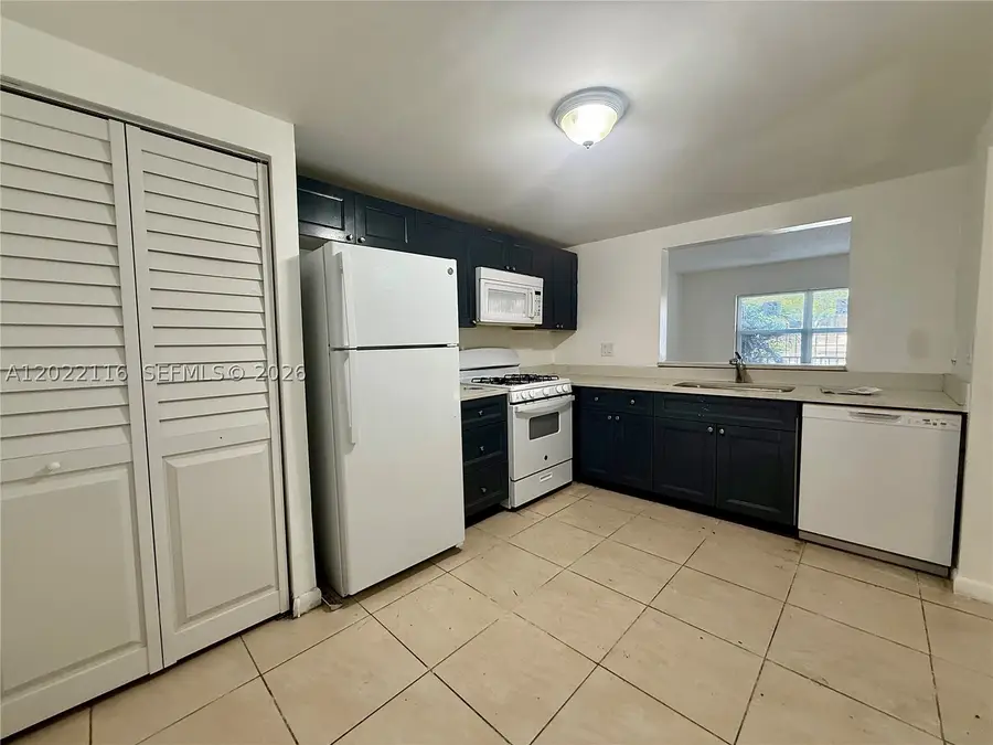 18101 NW 68th #B102, Hialeah, FL 33015 - #2