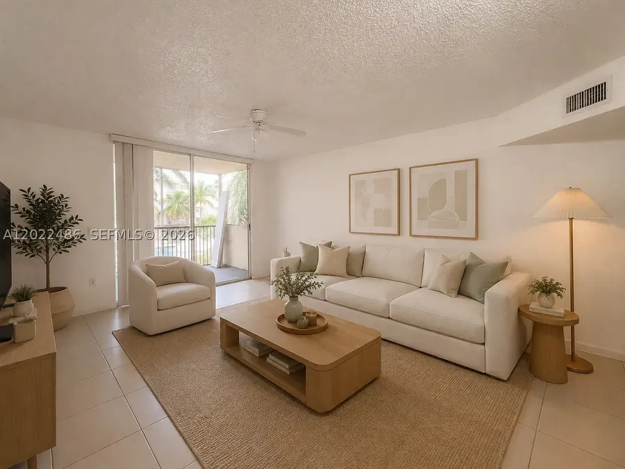 8245 Lake #308, Doral, FL 33166 - #2