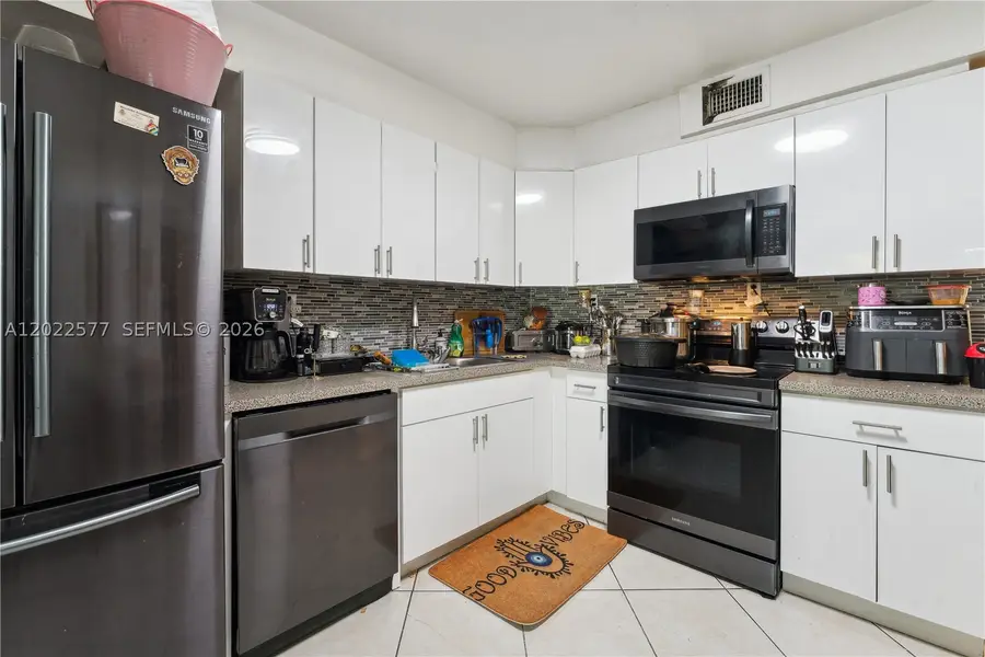 Address Withheld By Seller, Miami, FL 33150 - #2