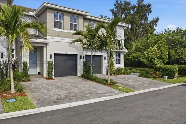 283 SW 169th, Pembroke Pines, FL 33027