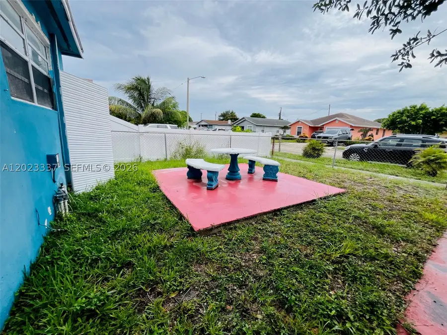 1344 W 10th, Riviera Beach, FL 33404 - #3