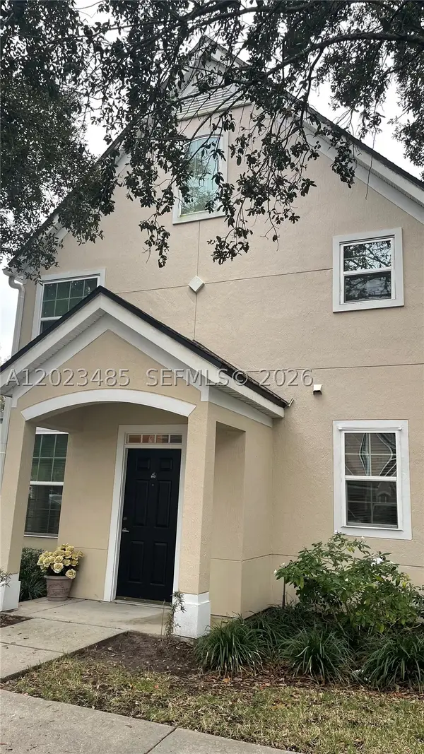 3368 Parkchester Square #103, Orlando, FL 32835