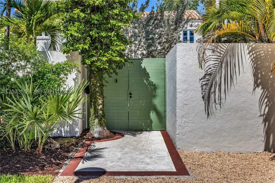 Address Withheld By Seller, Miami, FL 33138 - #3