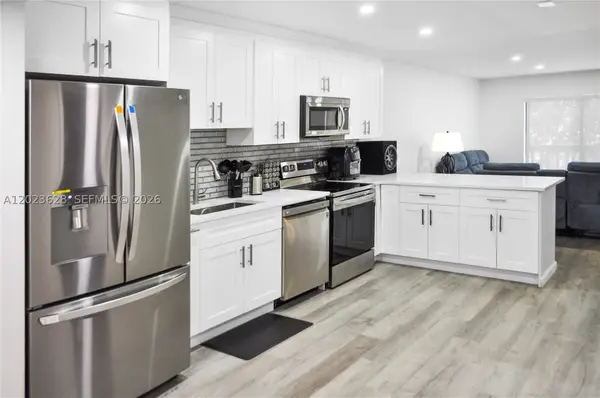 1021 Mockingbird #202, Plantation, FL 33324