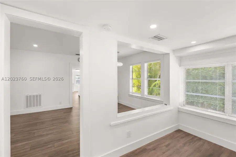 900 Tangier, Coral Gables, FL 33134 - #2