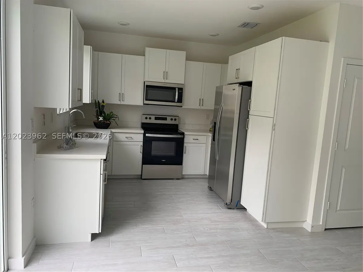 1068 SE 24th, Homestead, FL 33035 - #1