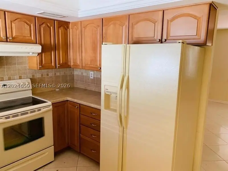 344 SW 1st #9, Pompano Beach, FL 33060 - #3