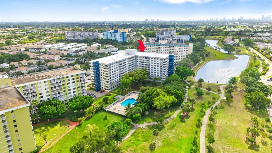4350 Hillcrest #1016, Hollywood, FL 33021 - #3