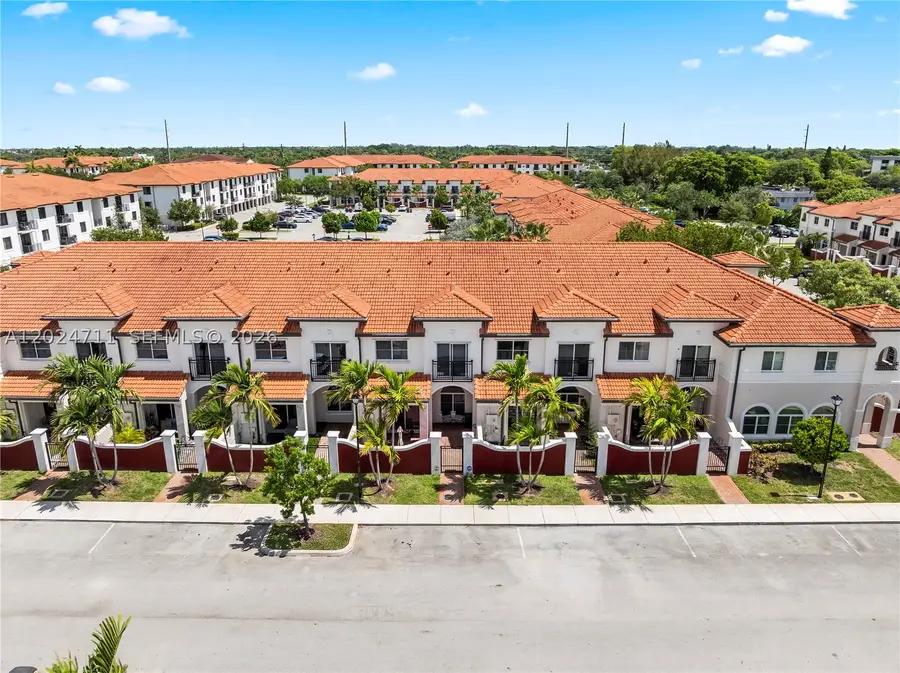 3535 NW 29th, Lauderdale Lakes, FL 33311 - #3