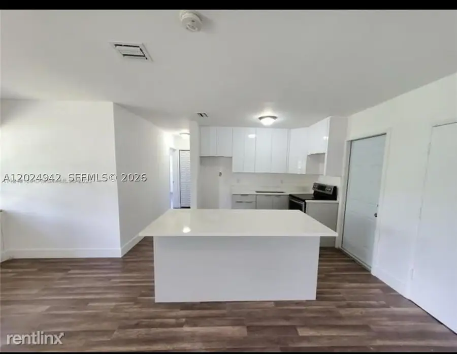 1770 NE 170th, North Miami Beach, FL 33162 - #3