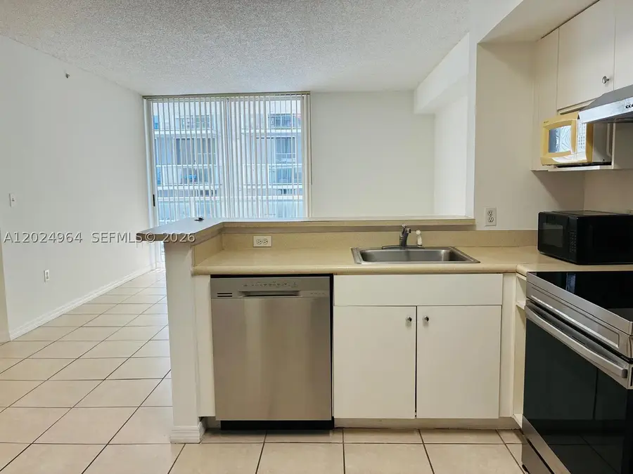 5085 NW 7th #909, Miami, FL 33126 - #2