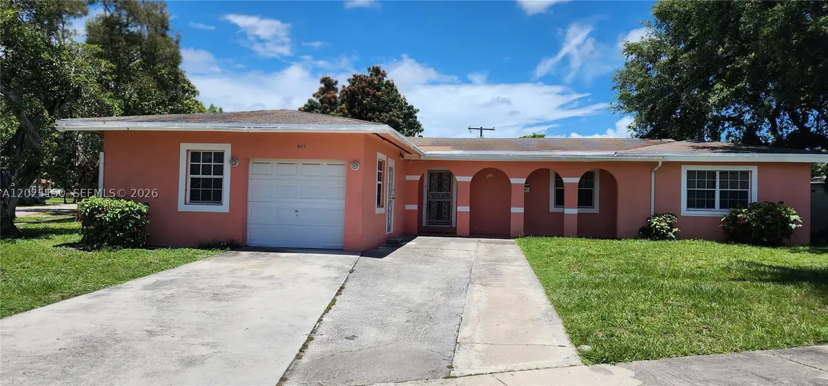 901 NE 160th, North Miami Beach, FL 33162 - #1