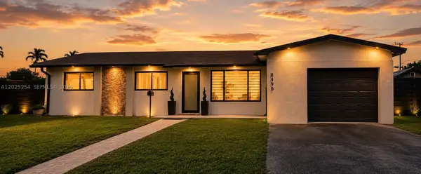 8490 NW 17th, Pembroke Pines, FL 33024