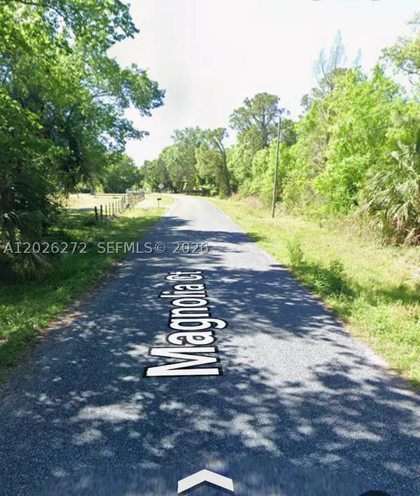 81 Magnolia Ct Okeechobee, Other Fl City, FL 34972
