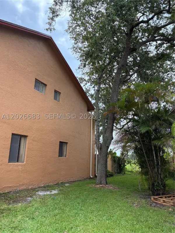 2828 NW 80th, Sunrise, FL 33322