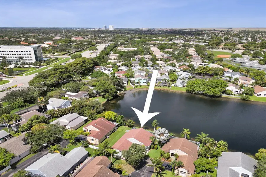 10639 Lago Welleby, Sunrise, FL 33351 - #2