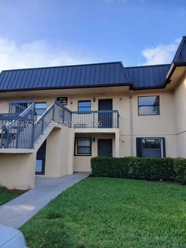 9141 NW 1st #204, Pembroke Pines, FL 33024