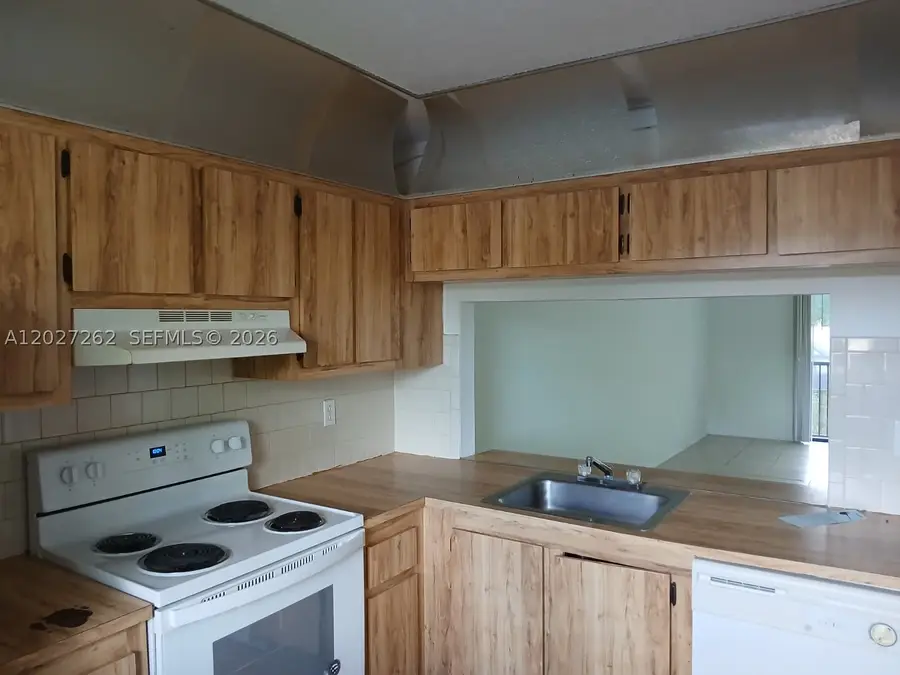 9141 NW 1st #204, Pembroke Pines, FL 33024 - #3