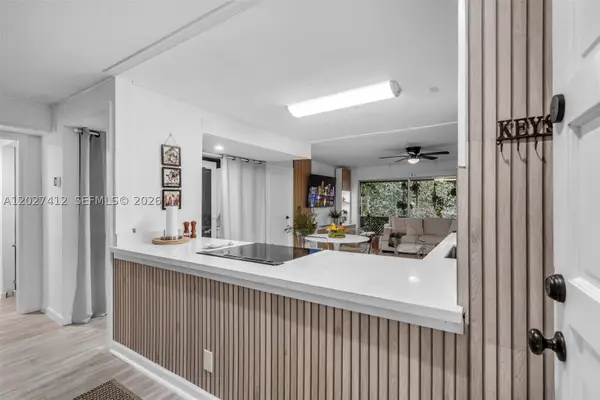 420 NW 70th #228, Plantation, FL 33317