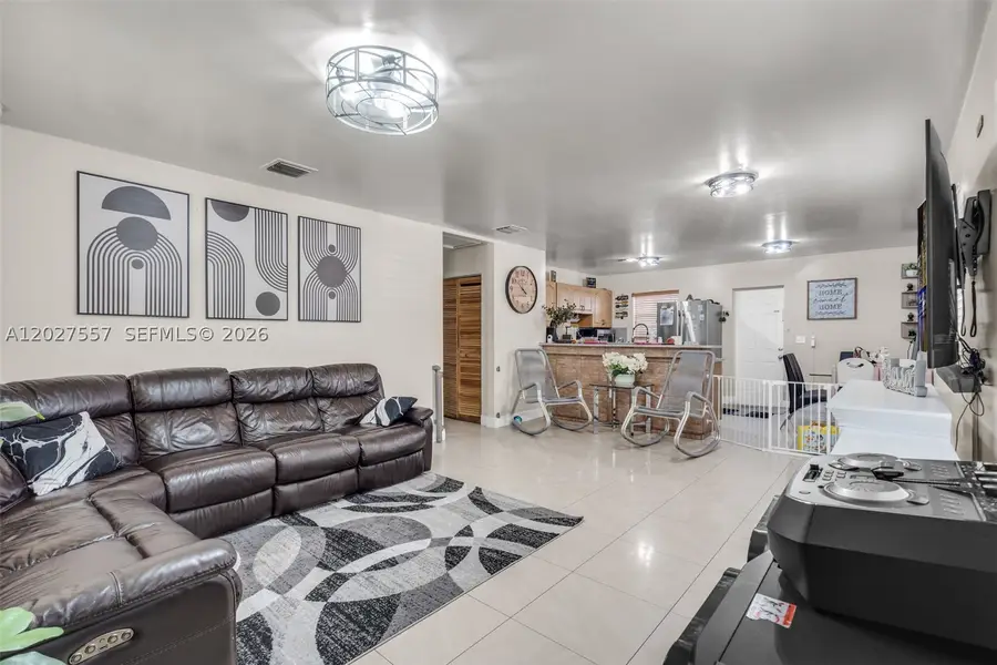 2986 NW 26th, Miami, FL 33142 - #3
