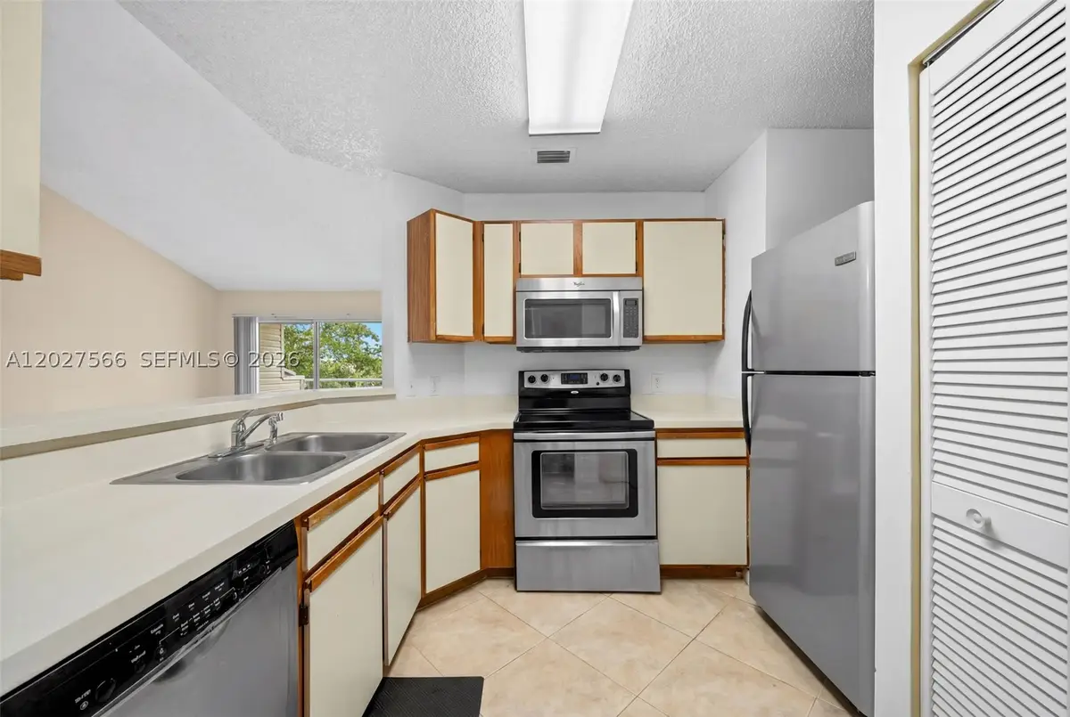 3405 NW 44th #205, Oakland Park, FL 33309 - #1