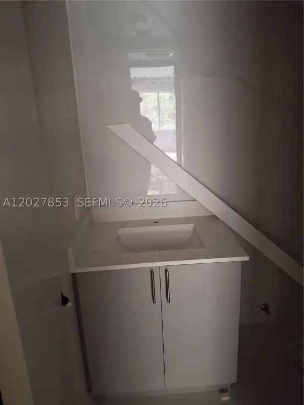 13480 NE 6th #207, North Miami, FL 33161